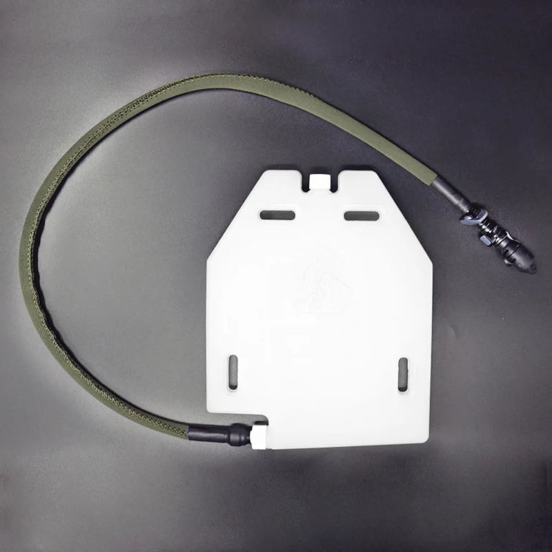 Poche à Eau 1,5 L en Forme de Plaque pour Porte-Plaques, Tuyau de 110 cm, Trois Coloris, vue 3